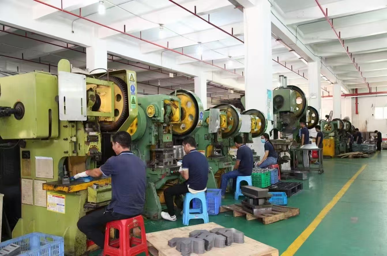 鵬豐精密-深孔拉伸模具